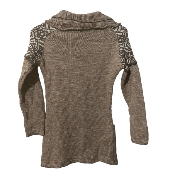 𝅺puella Brown Tribal Print Wool Blend Sweater w/Terracotta Buttons - Picture 7 of 8